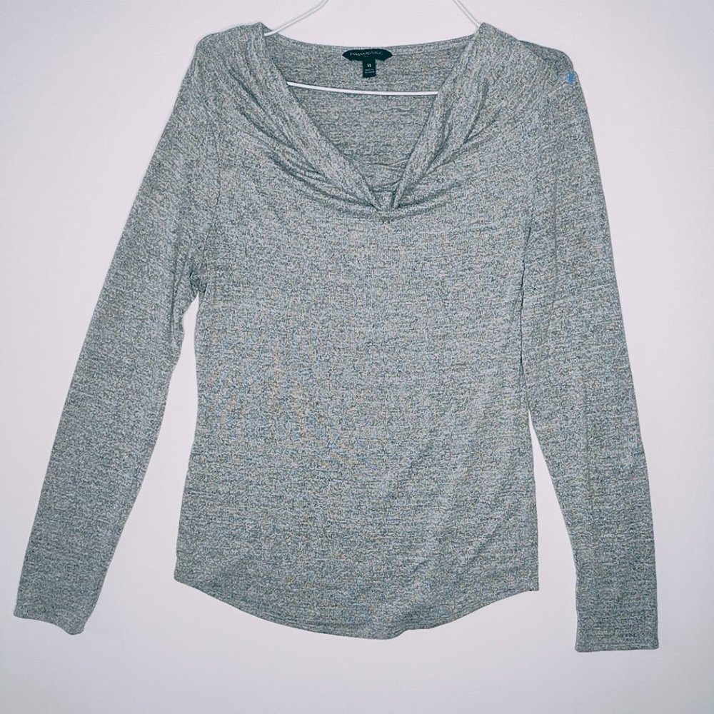 Banana Republic manga larga color gris talla M